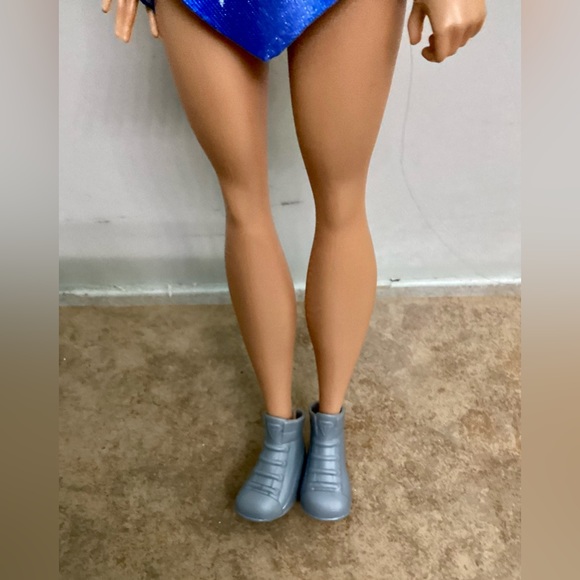 Super Woman Hero Doll - Picture 10 of 11